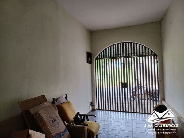 Casa em Mogi Mirim - Aterrado