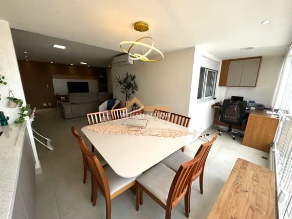 Apartamento 91m² - 2 suítes com sala ampliada e 2 vagas de garagem - Cond. Class