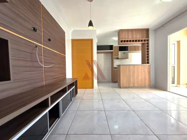 Apartamento para alugar no Livre Ipiranga com 2 quartos sendo 1 suíte, quarto climatizado e vista Livre