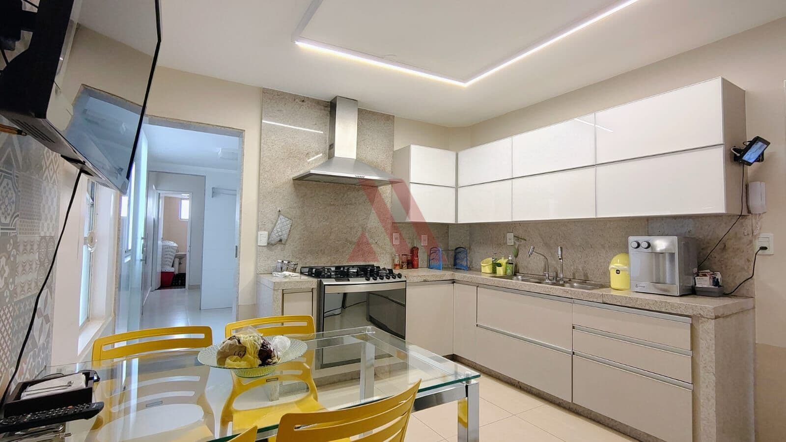 Apartamento 3 quartos mobiliado no EDIFICIO SUIÇA