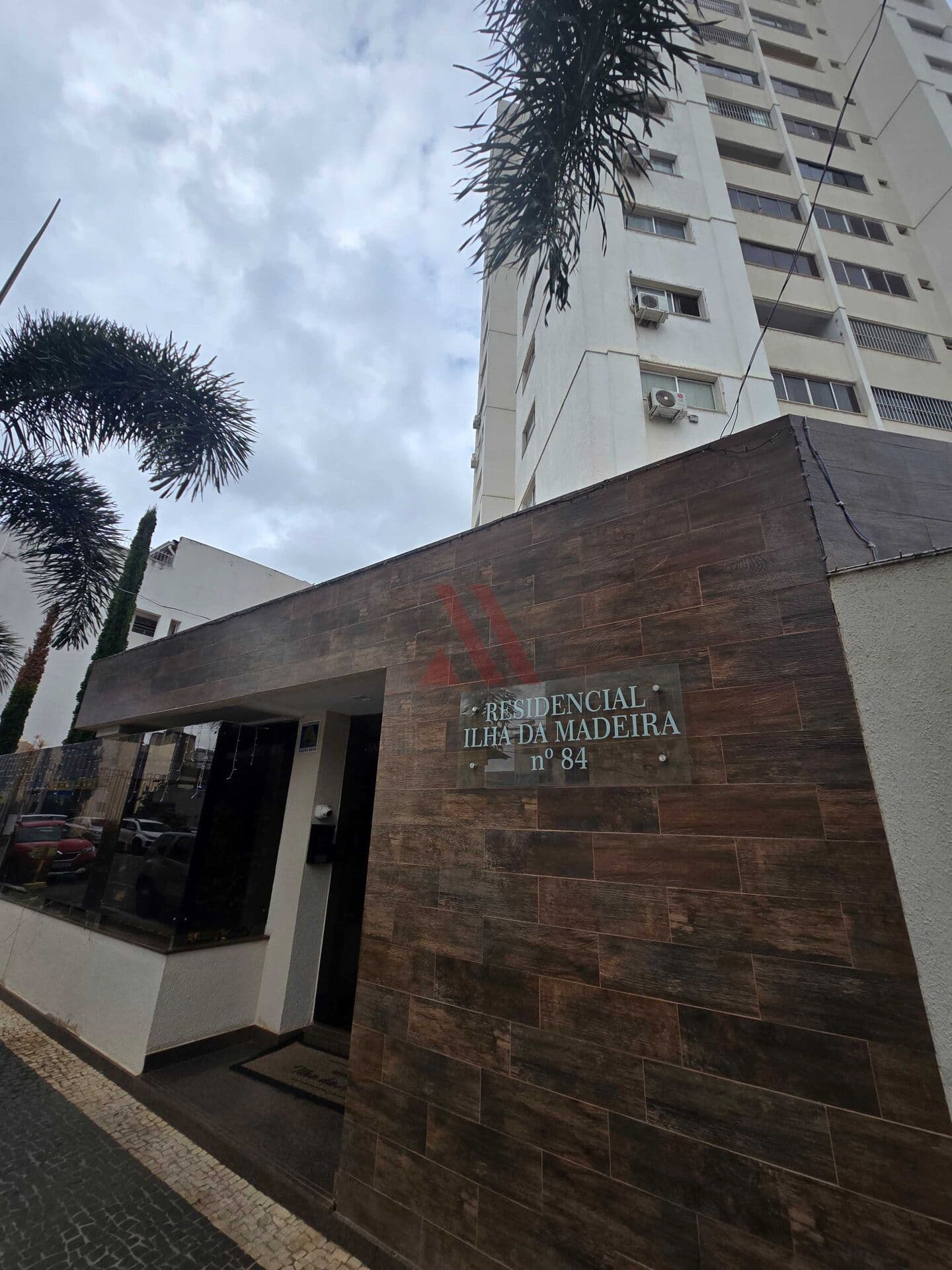Setor Aeroporto Apartamento 2 quartos montado em armários disponível para venda no Residencial Ilha da Madeira