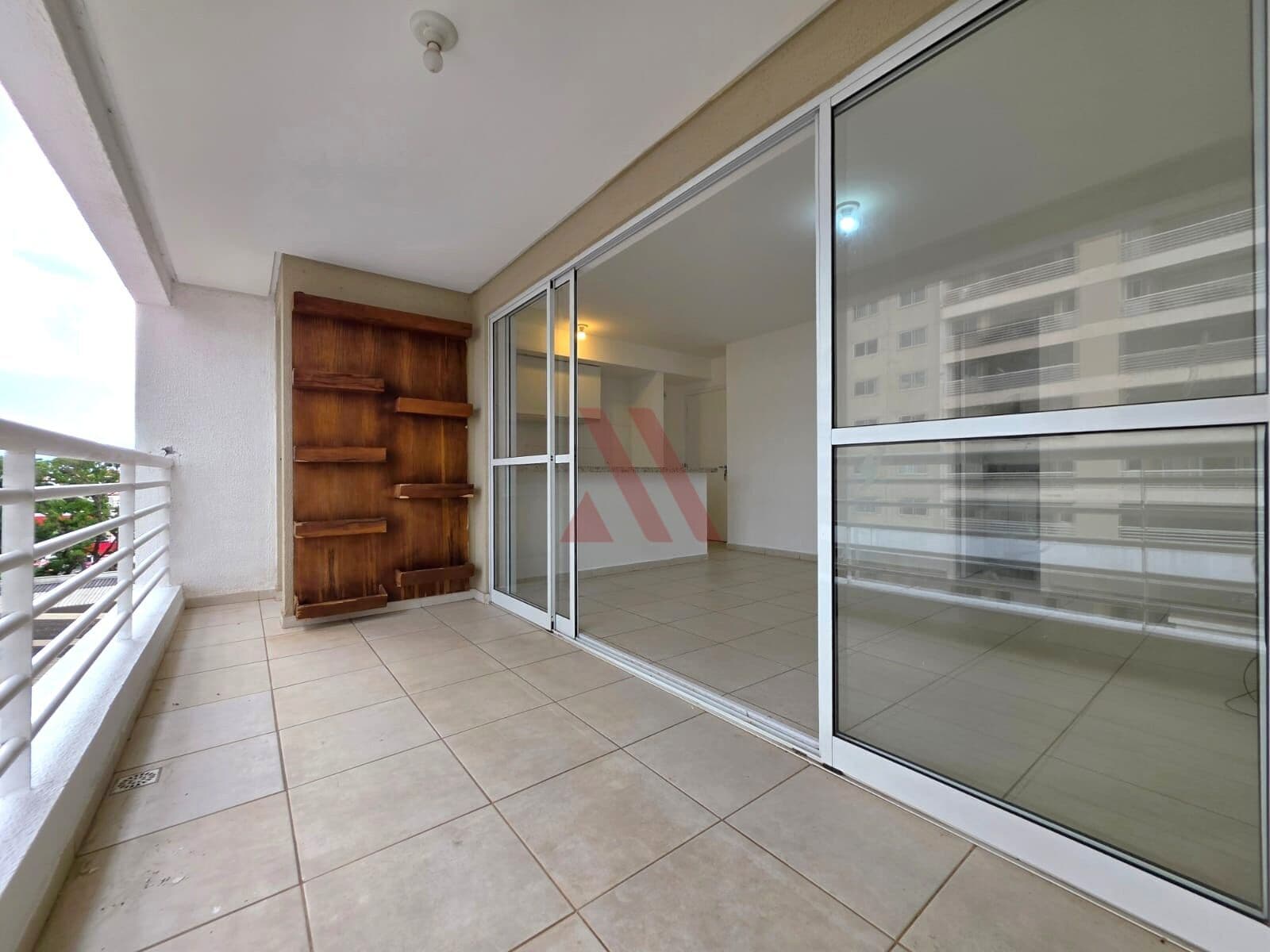 Apartamento 3 quartos para Alugar incluso condomínio no Ecovillagio Castelo Branco Setor São Francisco com lazer completo