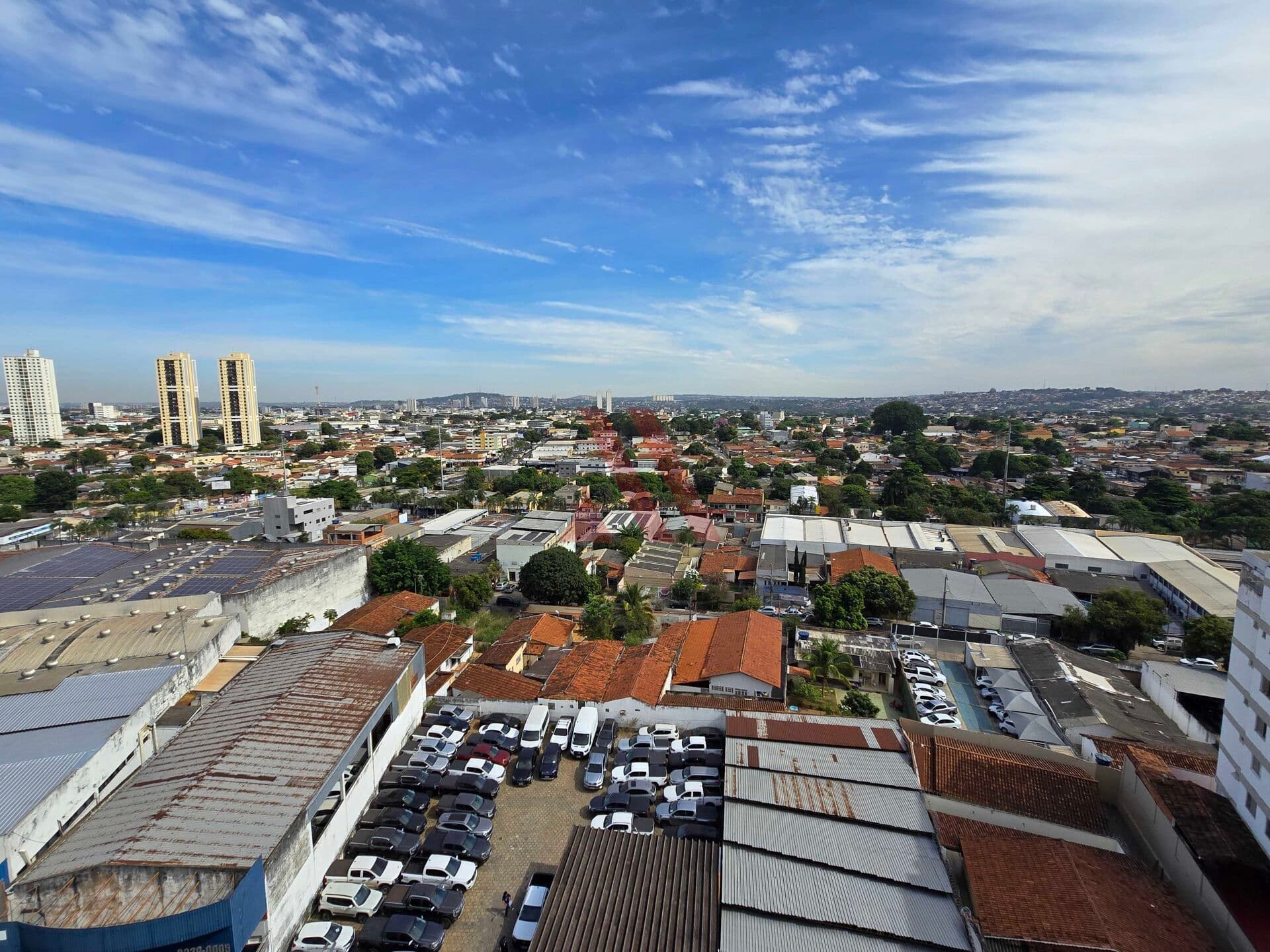 Setor Aeroporto Apartamento 3 suítes com churrasqueira a carvão montado em armários próximo a Praça do Avião disponível para venda
