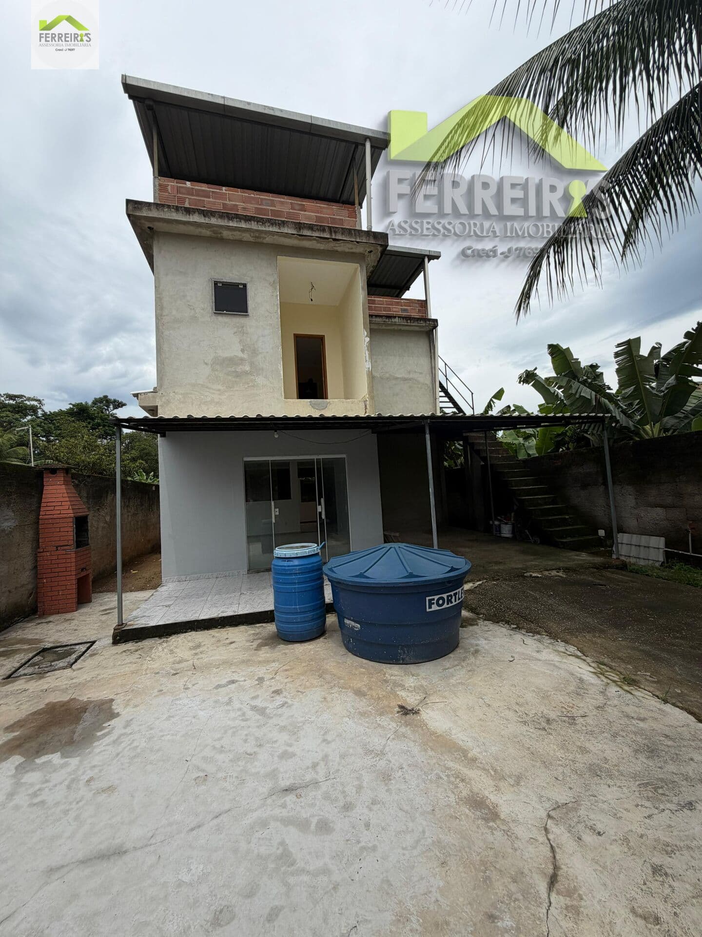 Casa Independente com 4 Quartos, Suíte com Varanda e Terraço Amplo – 200m² de Terreno