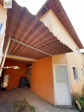 Casa duplex com garagem 2 quartos na Taquara