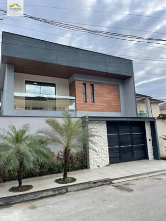 Casa de luxo em Xerem – Mantiqueira.