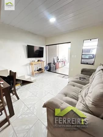 Casa em Xerem - Mantiqueira na rua da feira com 3 quartos e garagem