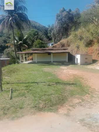 Casa ampla em Jardim Olimpo com 2 quartos e quintal com 600m²