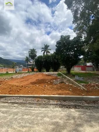 Terreno pronto para construção 200m² murado