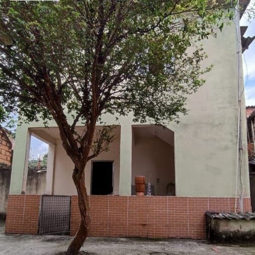 Casa Padrão para Venda em Mantiquira Duque de Caxias-RJ