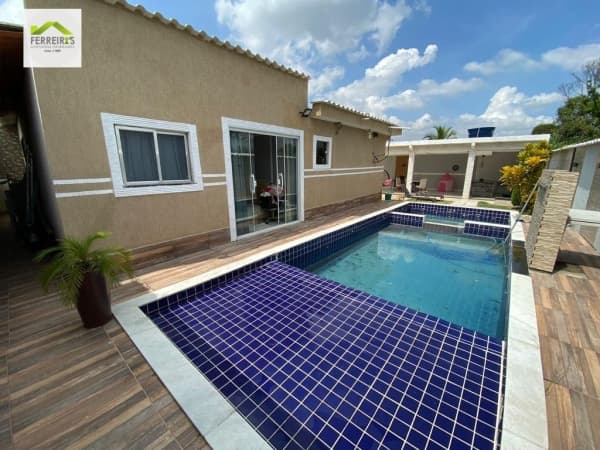 Casa Linear para Venda em Jardim Barro Branco Duque de Caxias-RJ