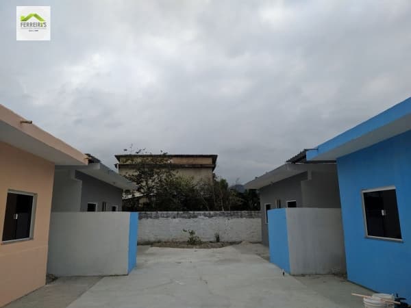 Condomínio Inteiro para Venda em Vila Santa Cruz Duque de Caxias-RJ