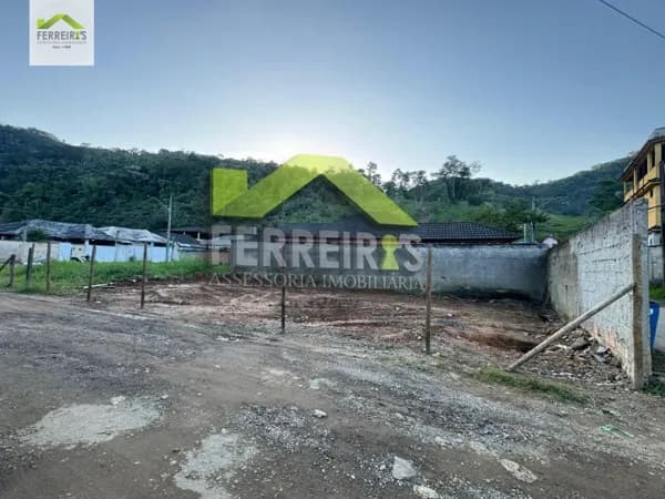 COD 1748 - OPORTUNIDADE DE TERRENO COM 180M² EM XERÉM