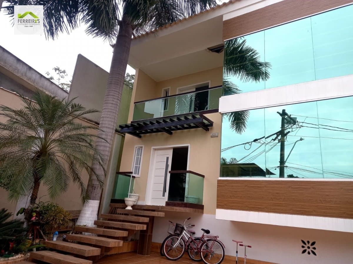 Casa Alto Padrão para Venda em Parque A Equitativa Duque de Caxias-RJ