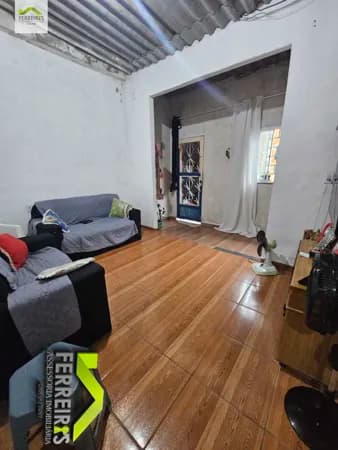 Casa independente em Santa Cruz da Serra