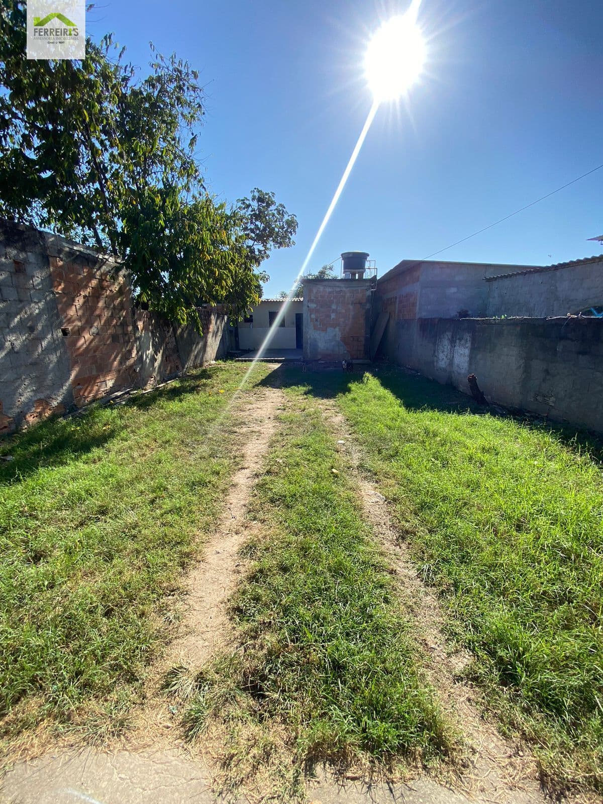 Casa com amplo quintal em Parada Morabí!