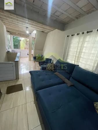 Casa triplex em Jardim Olimpo 2 quartos e garagem