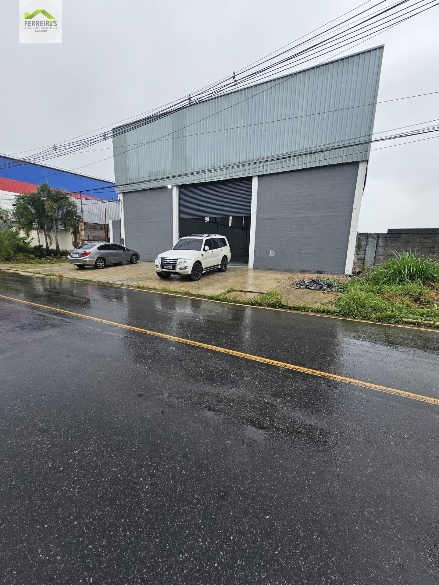 Galpão 420m² – Chácaras Arcampo - Duque de Caxias/RJ | Estrutura Completa | Pé direito 8m