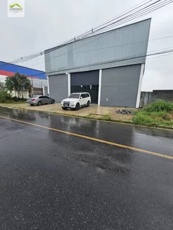 Galpão 420m² – Chácaras Arcampo - Duque de Caxias/RJ | Estrutura Completa | Pé direito 8m