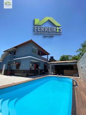 LINDA CASA EM XÉREM EM ESTILO COLONIAL