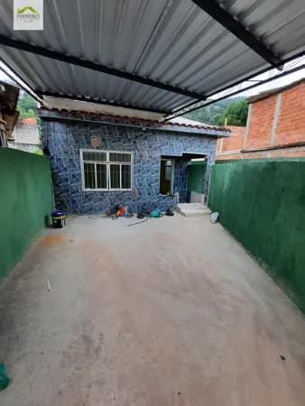Locação Xerém casa 2 quartos e garagem