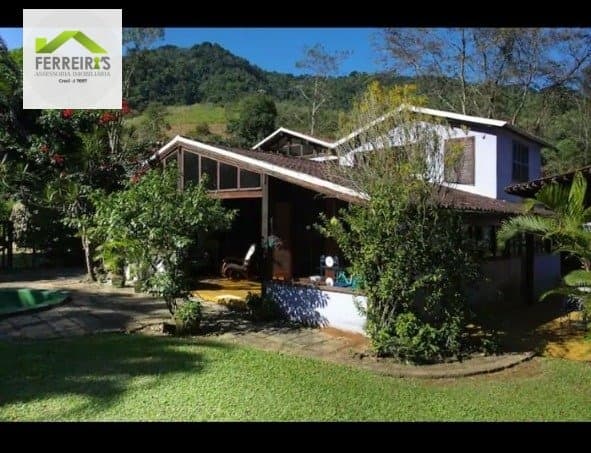 Sítio para Venda em Santo Antônio Duque de Caxias-RJ