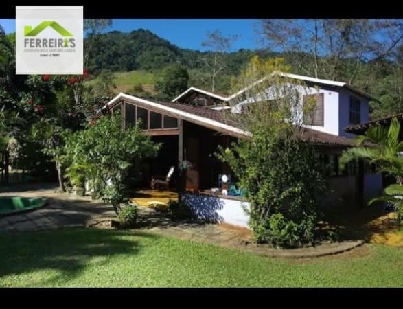 Sítio para Venda em Santo Antônio Duque de Caxias-RJ