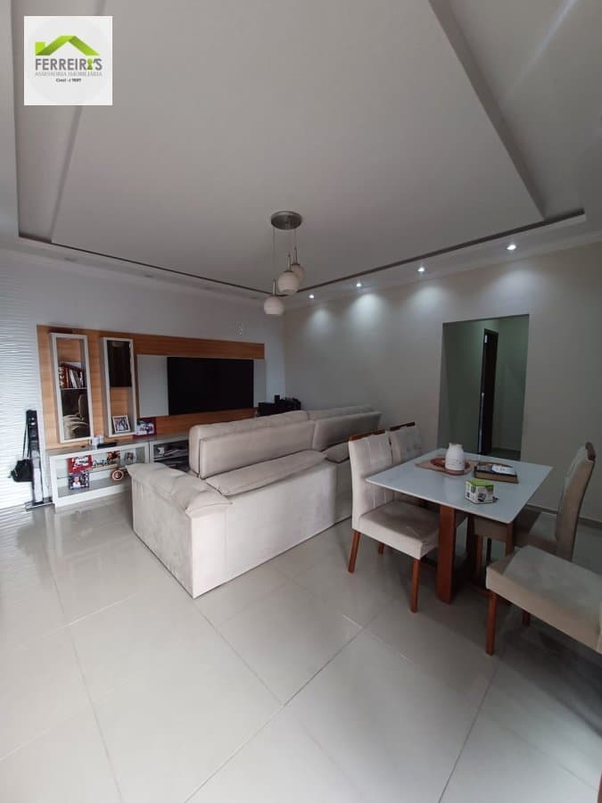 Casa Padrão para Venda em Vila Urussaí Duque de Caxias-RJ