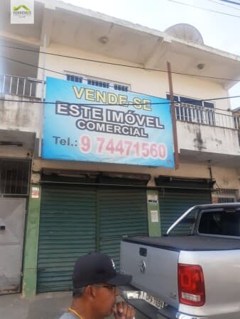 Prédio comercial com 300m² no centro da Mantiqueira