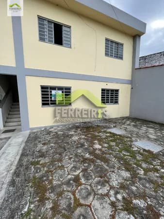 Locação Apartamento de 2 quartos e garagem