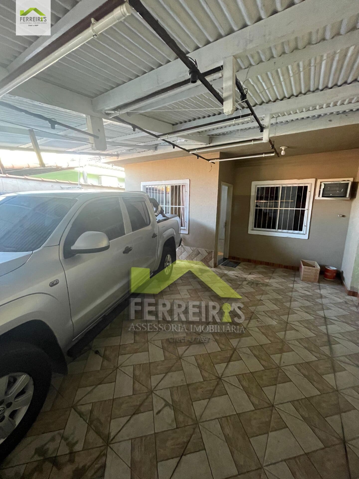 Casa linear com garagem em Santa Cruz da Serra, financiada pelo banco