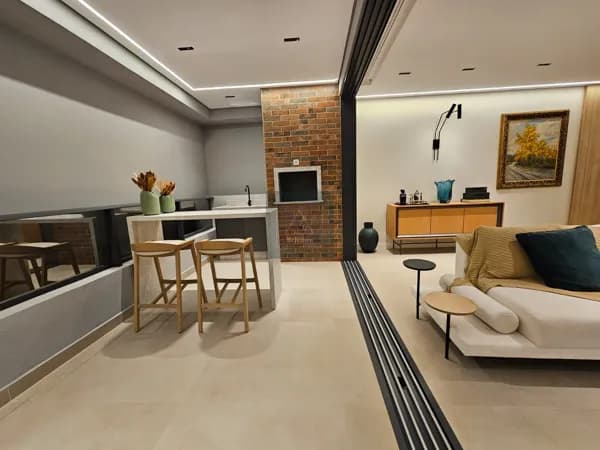 LANÇAMENTO no Água Verde. 155m². 3 suítes. 2 vagas.