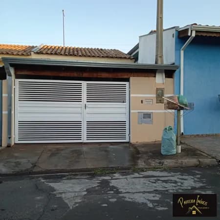 LINDA CASA NO BAIRRO PARQUE SÃO JORGE