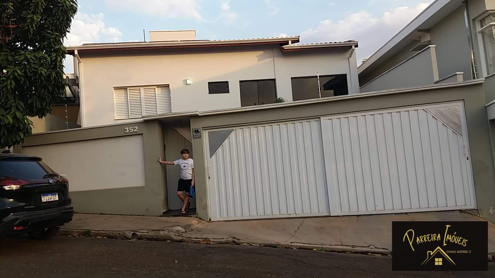 Casa em São João da Boa Vista - Jardim Satélite