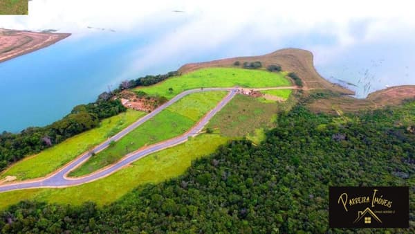 Lote/Terreno em Guapé - Centro