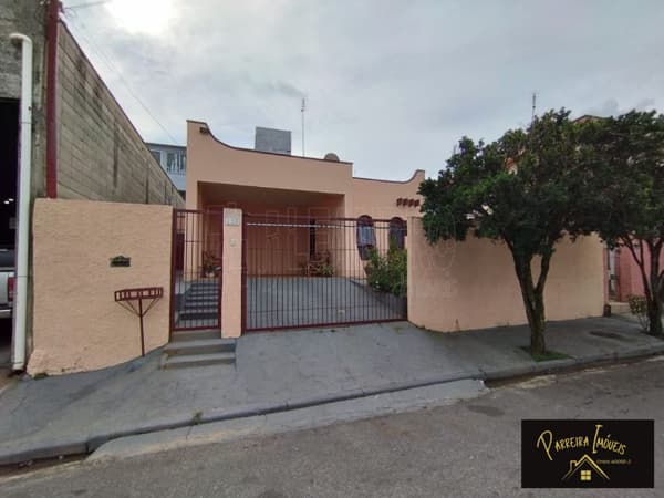 Casa Padrão para morar em uma ótima localização