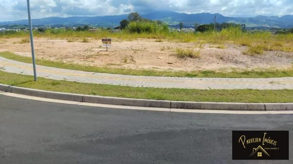 Lote/Terreno em São João da Boa Vista - Loteamento Portal da Aliança II