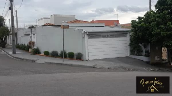 CASA EM SÃO JOÃO DA BOA VISTA BAIRRO IPE