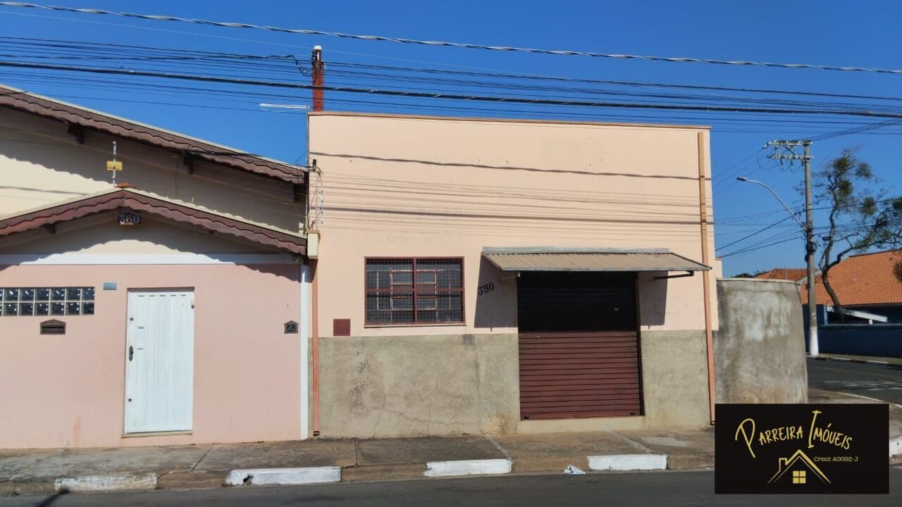 CASA VENDA COM SALÃO COMERCIAL DE ESQUINA