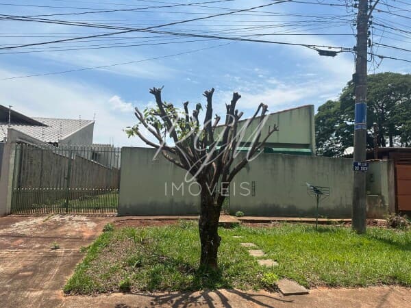 Terreno com 360,00 na Vila Carlota em Campo Grande, MS