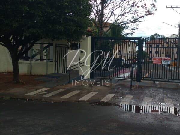 Apartamento no Ridencial Parque dos Coqueiros, 3 dormitórios em Campo Grande MS, Bairro Tiradentes