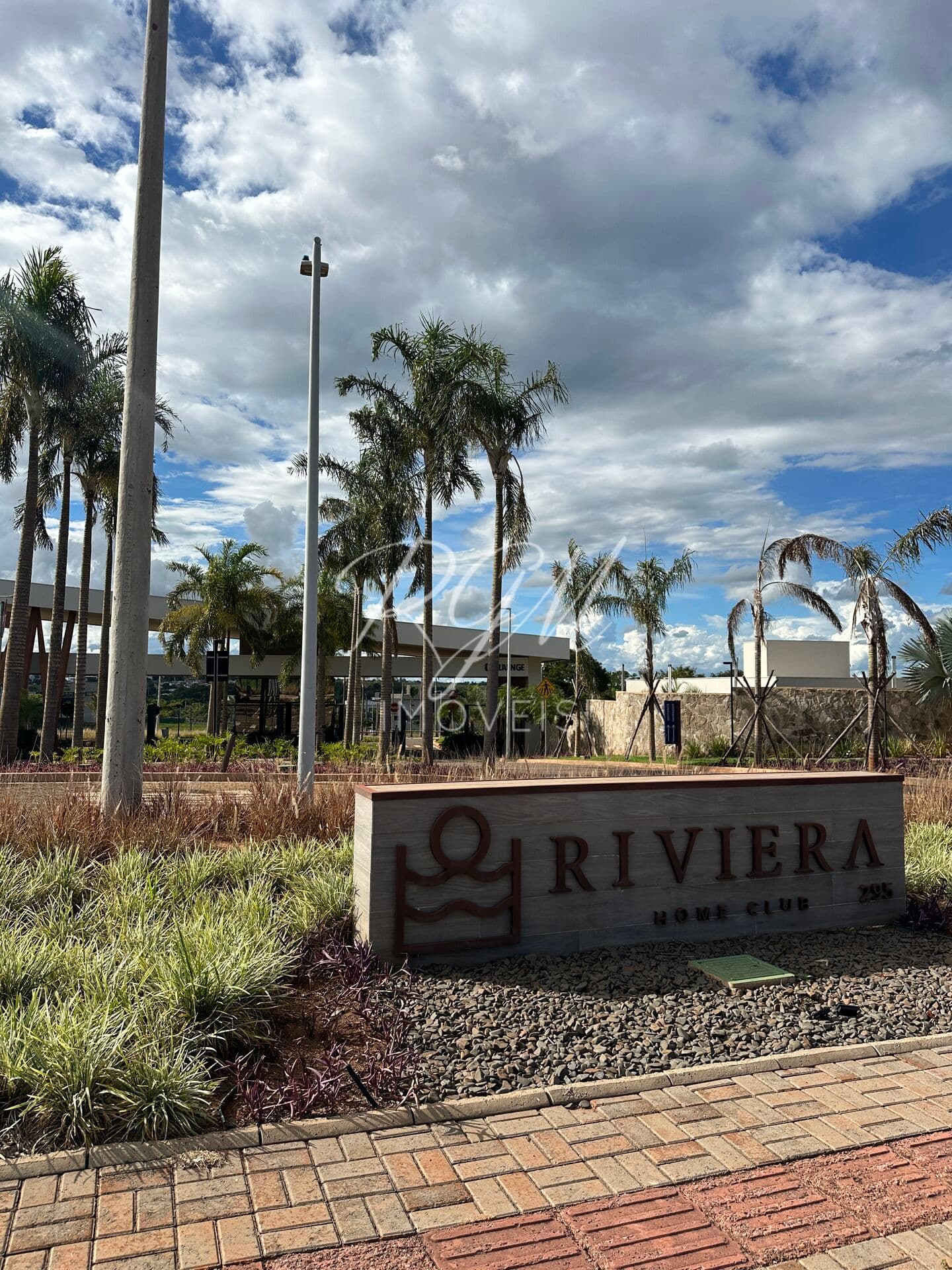 Terreno em Condomínio Riviera Home Club em Campo Grande, MS
