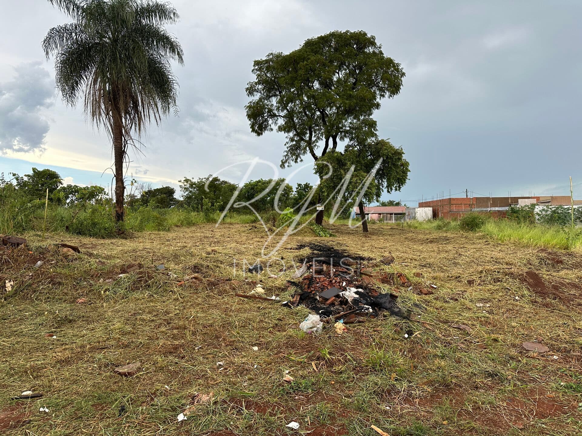 Terreno com 422,00 m² no Bairro Vivendas do Parque em Campo Grande MS