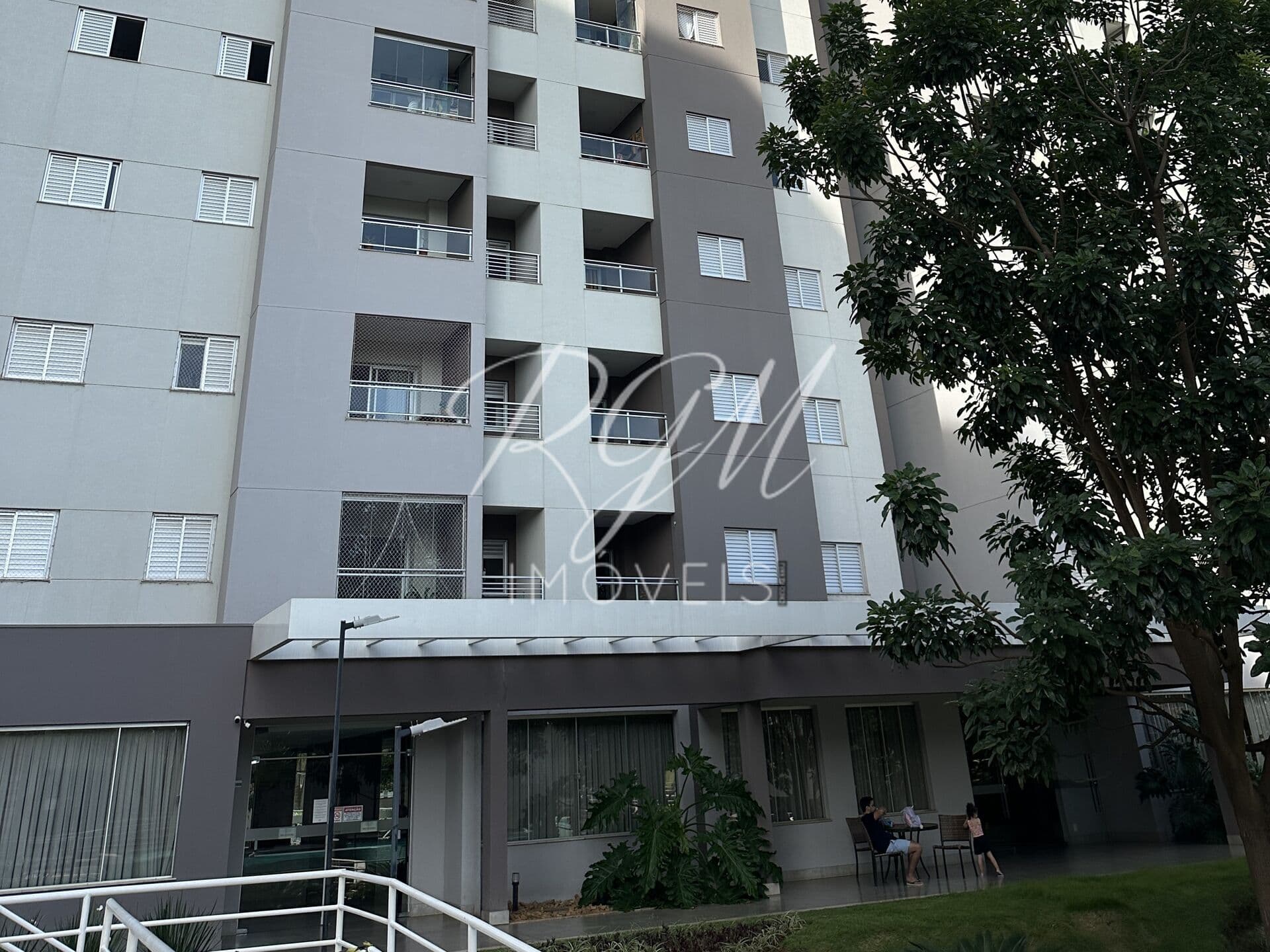 Apartamento com 3 dormitórios no Jardim Seminário em Campo Grande, MS