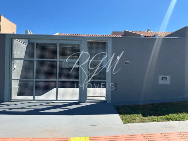 Casa Térrea com 2 dormitórios fino acabamernto em Campo Grande, MS