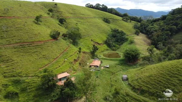 SÍTIO INCRÍVEL COM CASA E CHALÉ EM SÃO JOSÉ DOS CAMPOS/SP