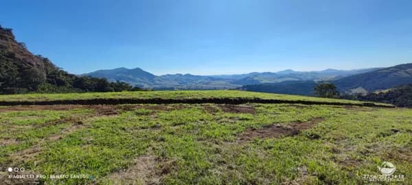 GLEBAS COM VISTA LINDÍSSIMA EM SÃO BENTO DO SAPUCAÍ/SP