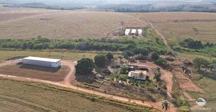 FAZENDA EM CALDAS NOVAS/GO
