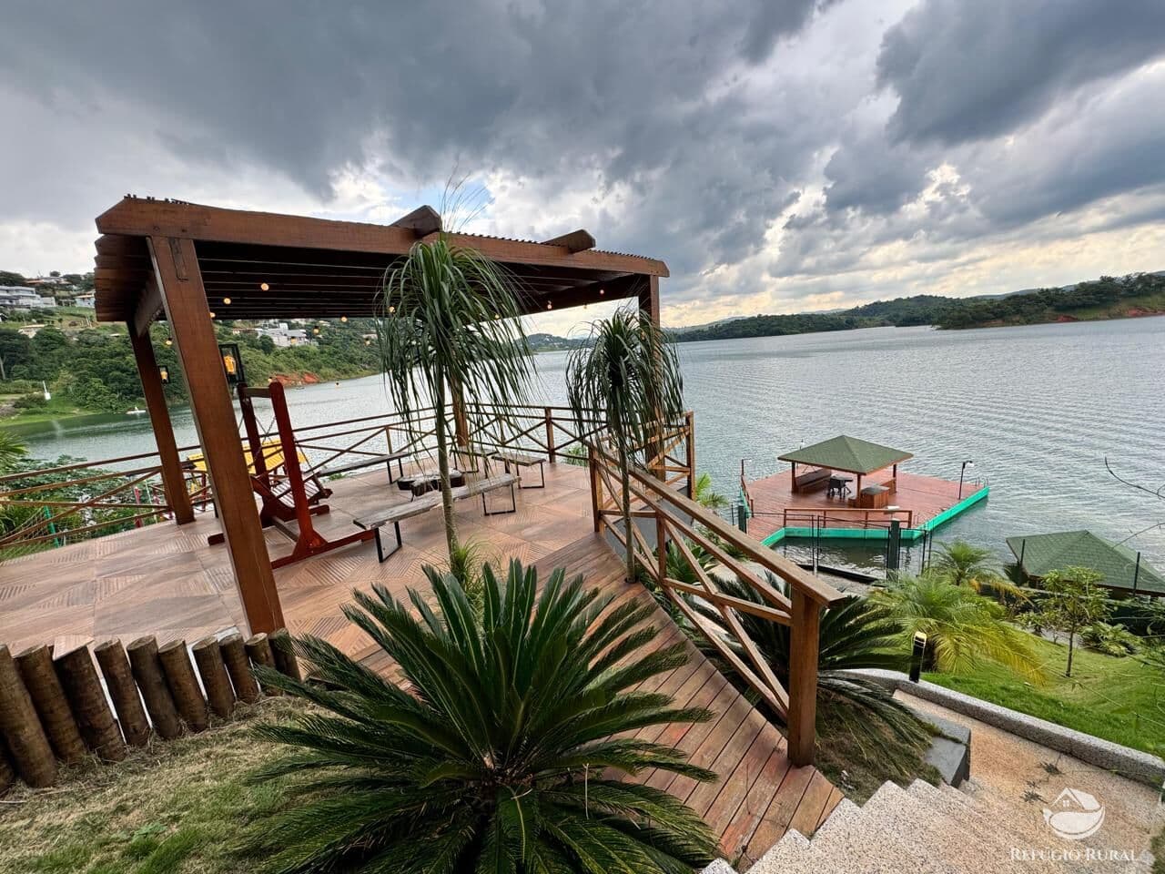 CHÁCARA COM CASA ALTO PADRÃO EM IGARATÁ/SP