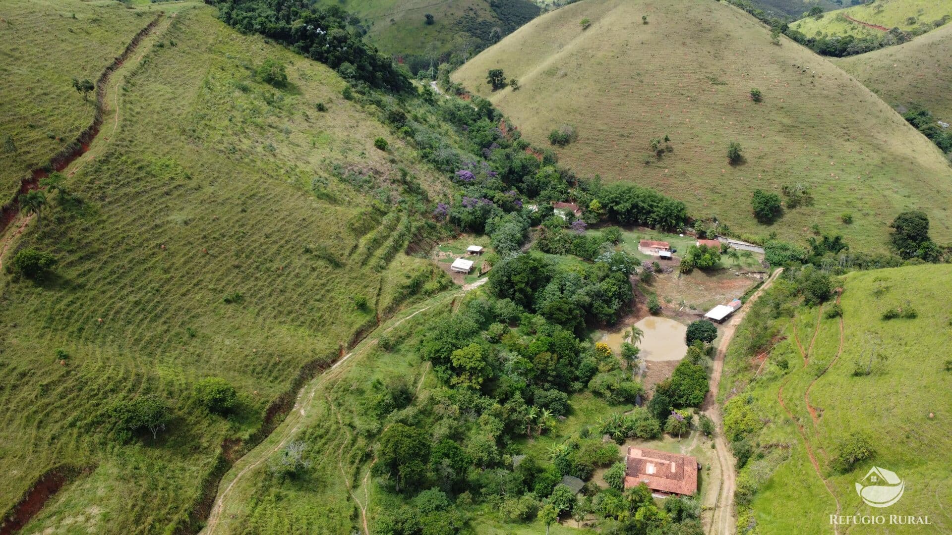 SÍTIO LINDÍSSIMO COM LAGO MARAVILHOSO EM SÃO JOSÉ DOS CAMPOS/SP